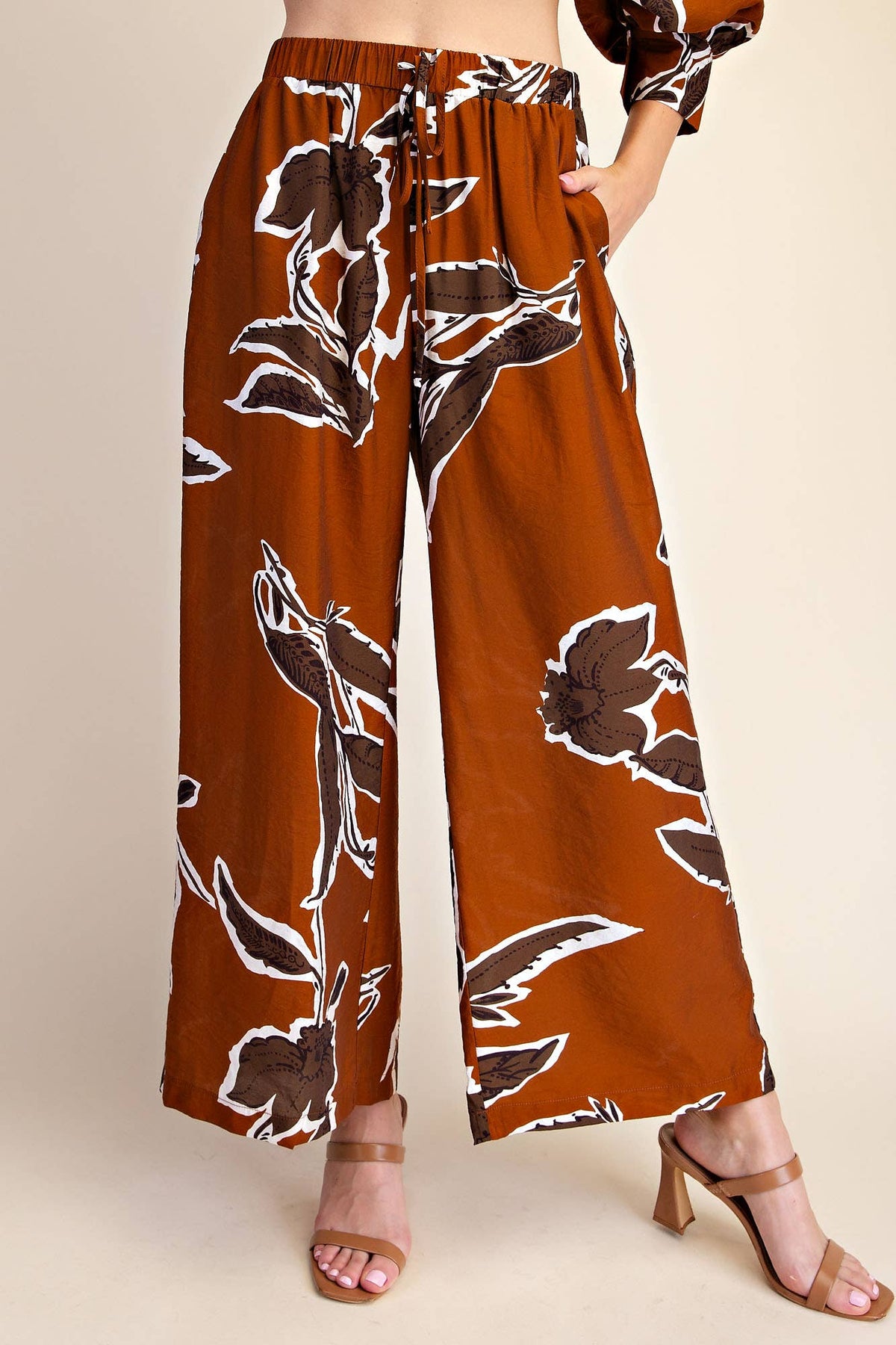Fall in Love with Floral Wide Leg Pants - Rust